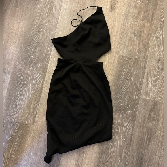 Maurie eve asymmetrical can't get enough midi dress cut out - Picture 3 of 8